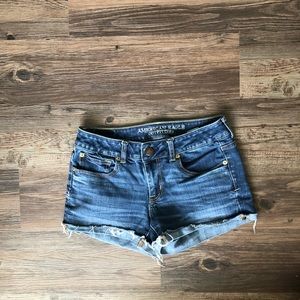 AE Jean “shortie” shorts size 4